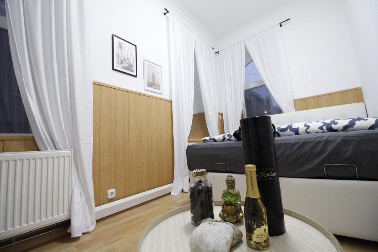 Premier Double Room Th A Vienna Esterno foto